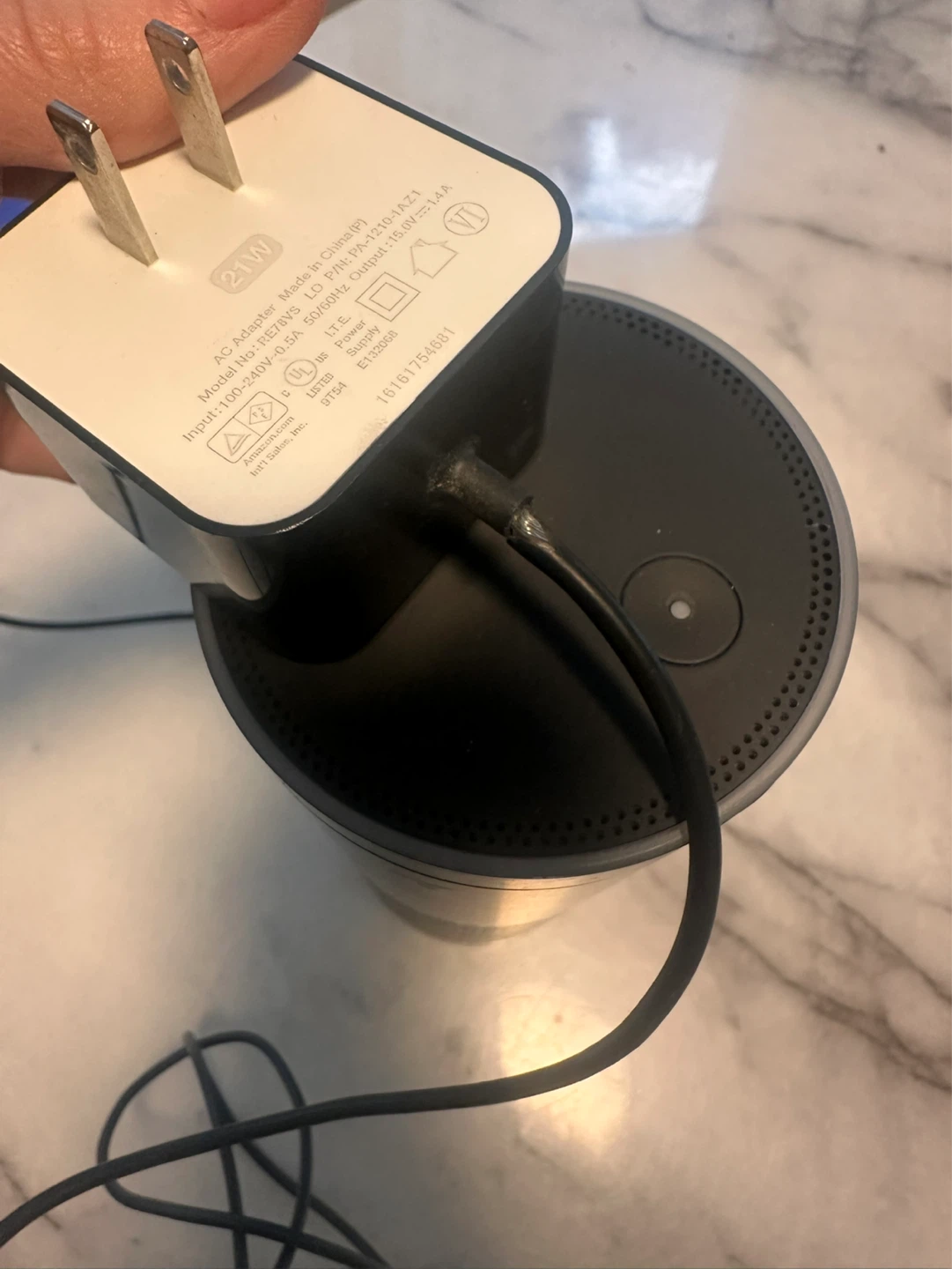 Amazon Echo (1st Gen) Smart Speaker - Black - photo 3