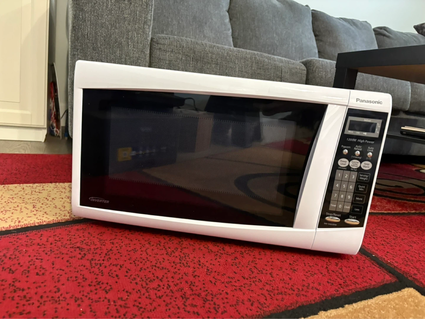 Panasonic 1200W Microwave
