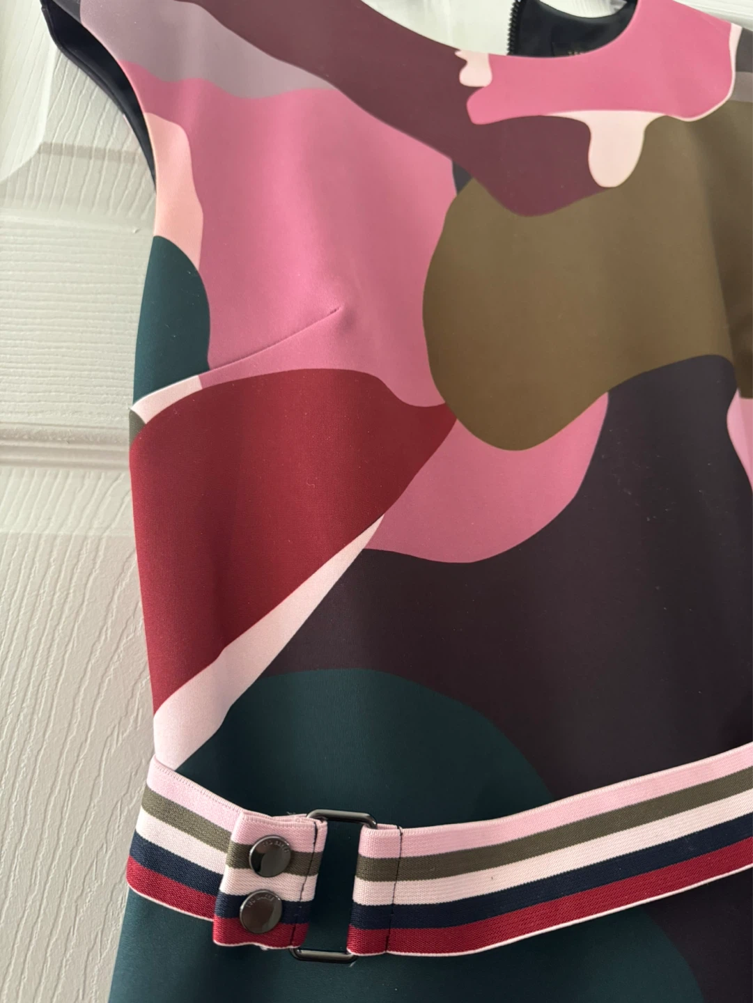 Ted Baker London Women's Camo Print Sheath Dress Size 3 - photo 5