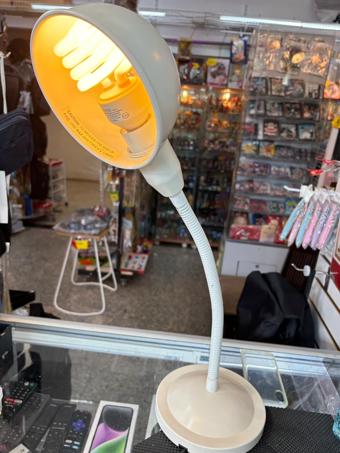 Cream Desk Lamp with Gooseneck - photo 2