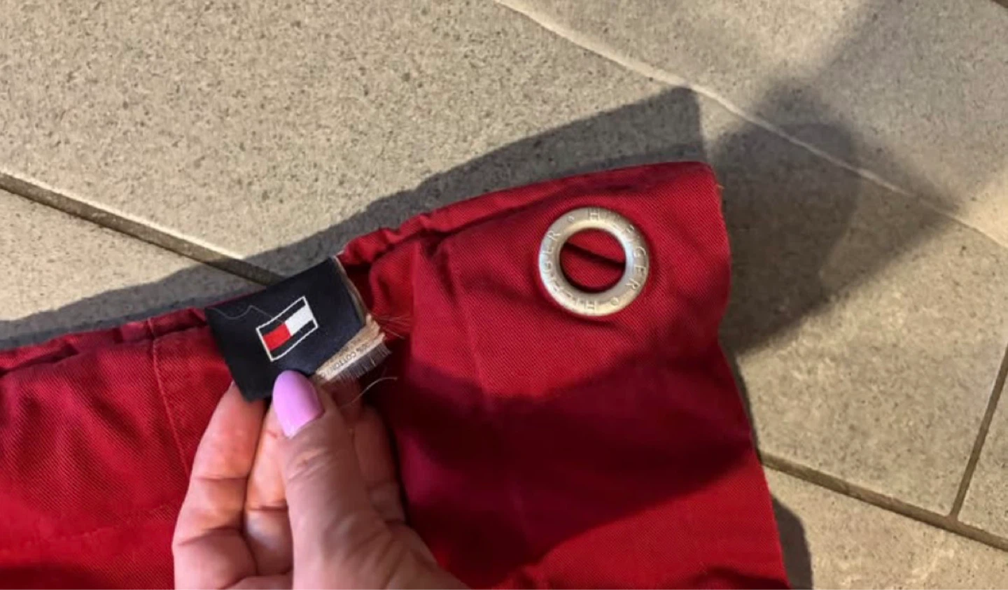 Tommy Hilfiger Red Quilted Puffer Blanket - photo 4