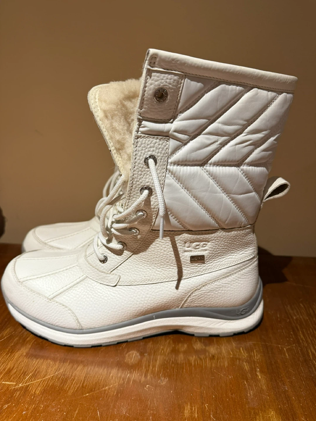 UGG Waterproof Winter Boots Size 11 - photo 4