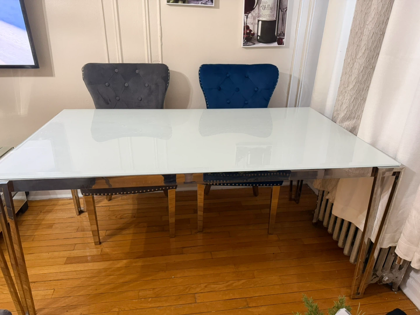 White Glass Top Dining Table with Chrome Legs - photo 3