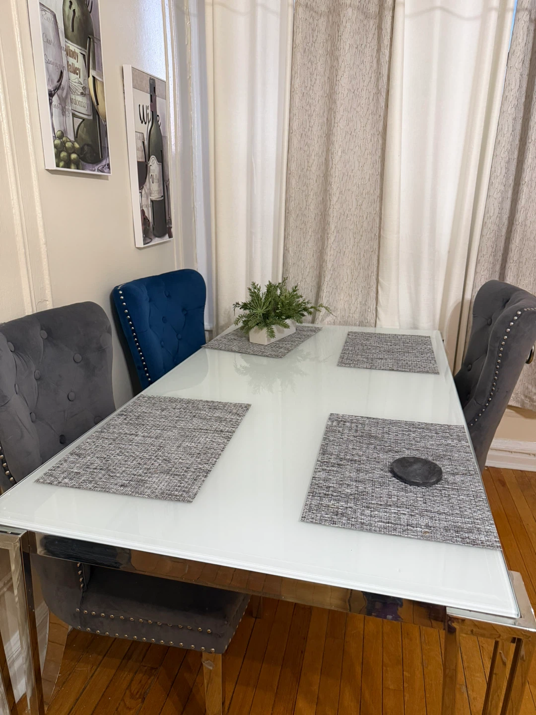White Glass Top Dining Table with Chrome Legs - photo 2