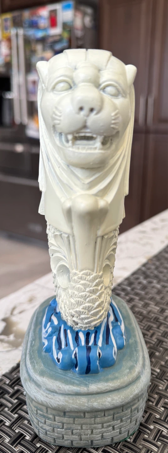 Merlion Statue Singapore Souvenir - photo 5