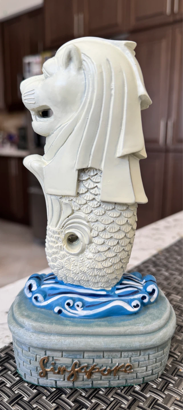 Merlion Statue Singapore Souvenir - photo 4