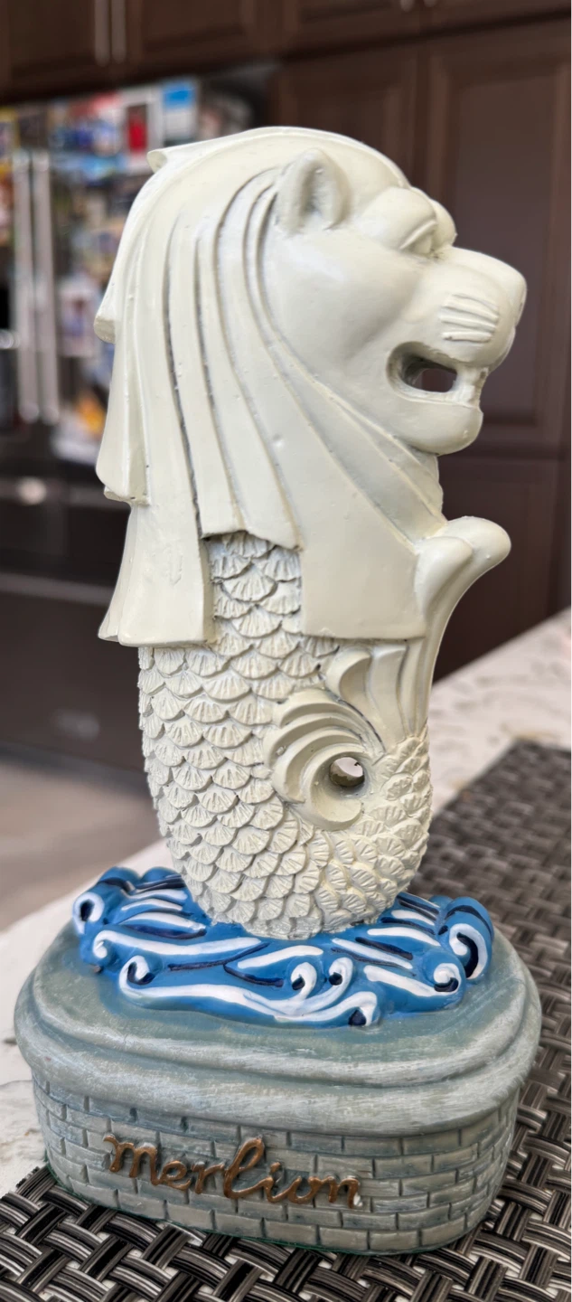 Merlion Statue Singapore Souvenir - photo 2
