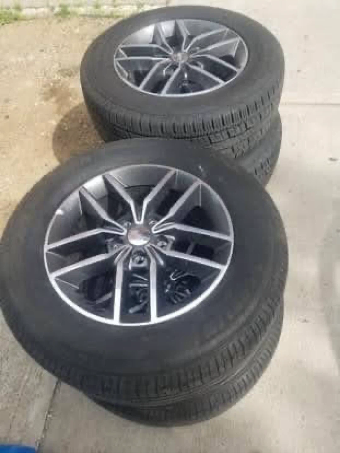 Set of 4 Jeep Wheels and Tires - photo 4