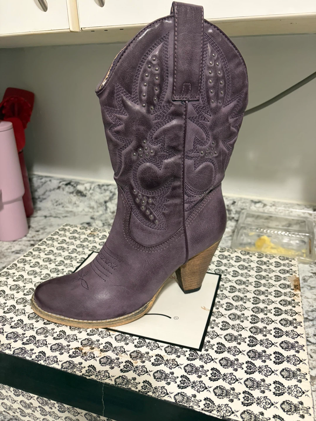 Very Volatile Denver Cowboy Boots Size 8