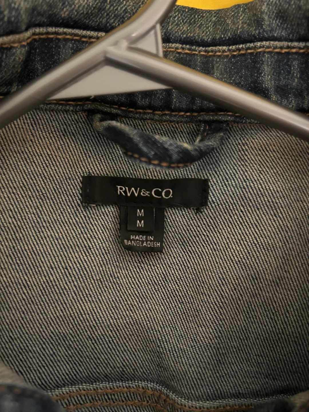 RW&CO. Denim Jacket - Size Medium - photo 2