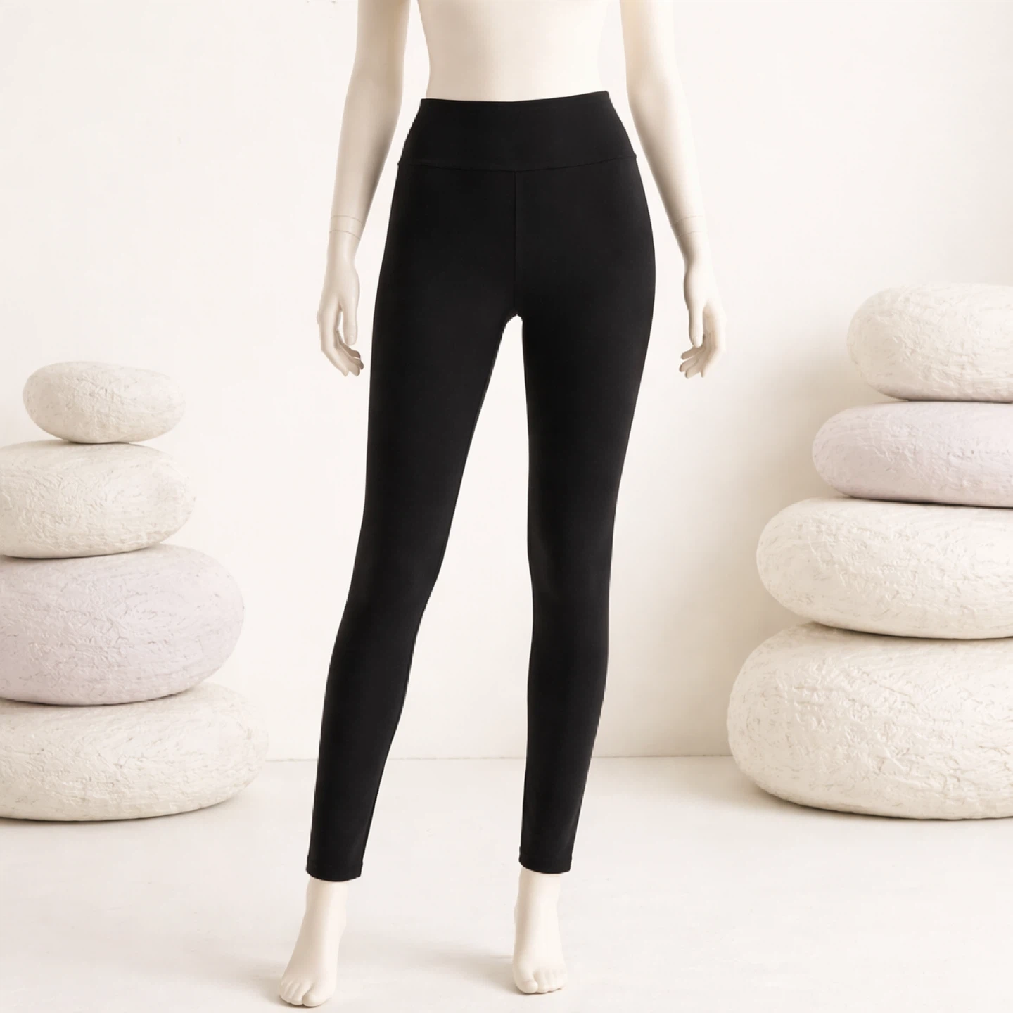 2 Pairs of Lululemon Pants- Size 8+10 - photo 3