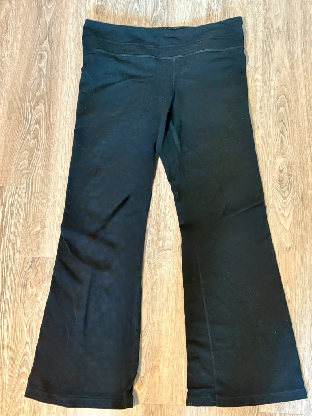 2 Pairs of Lululemon Pants- Size 8+10 - photo 5