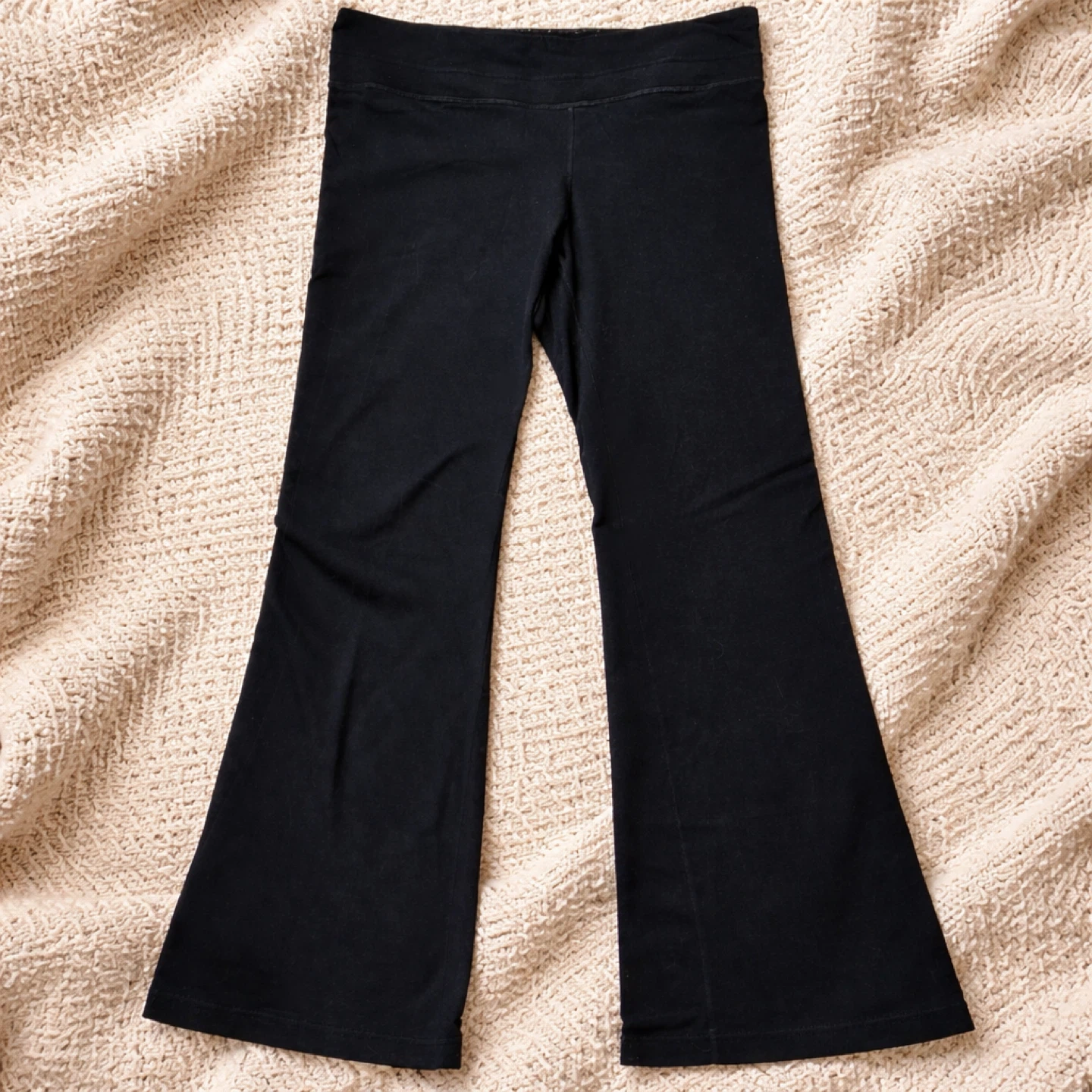 2 Pairs of Lululemon Pants- Size 8+10 - photo 2