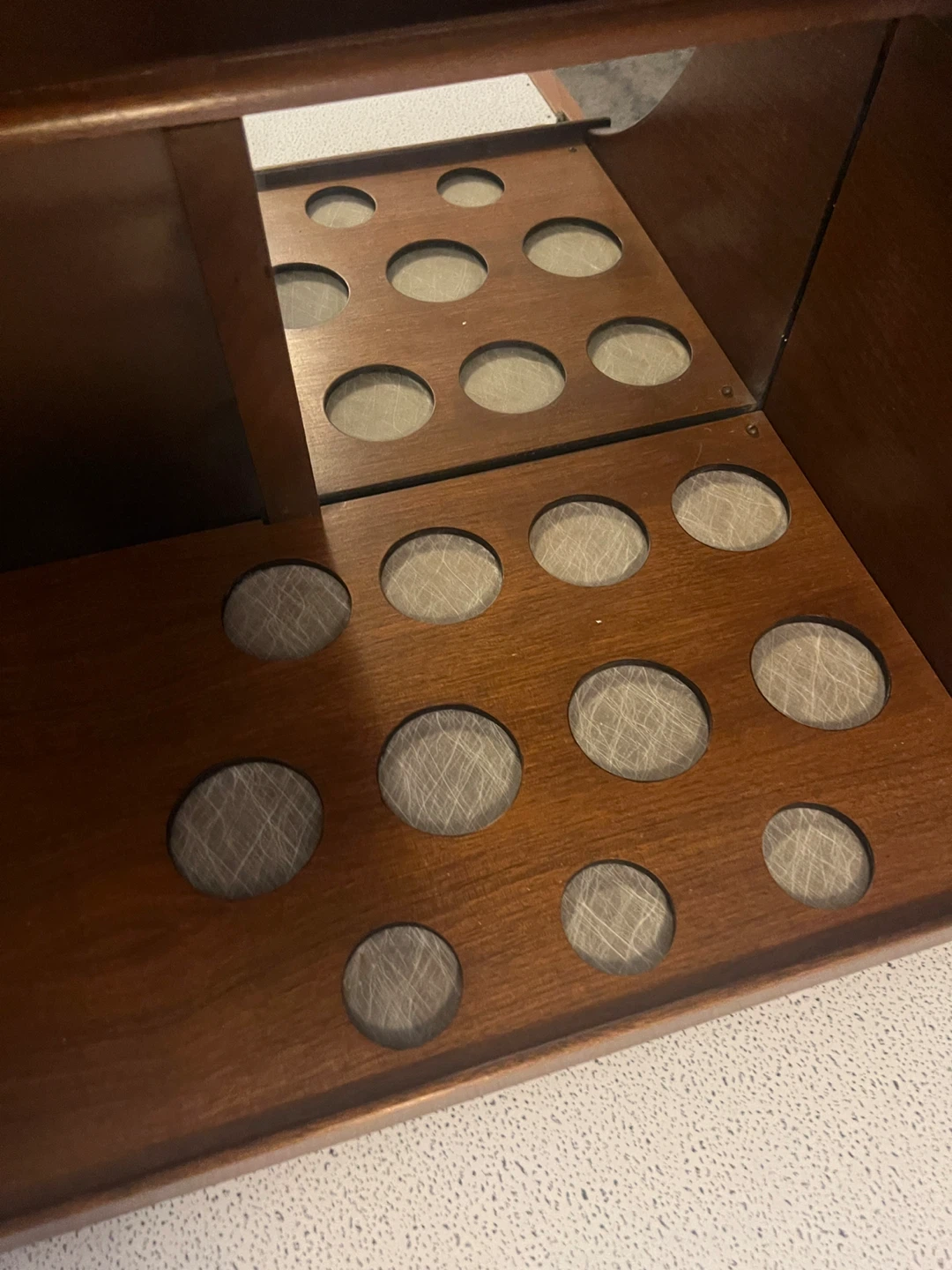 Vintage Wooden Bar Cabinet with Mirrored Interior - photo 3