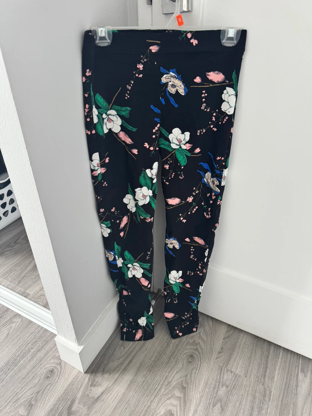 Alexis Floral Print Pants Size 7