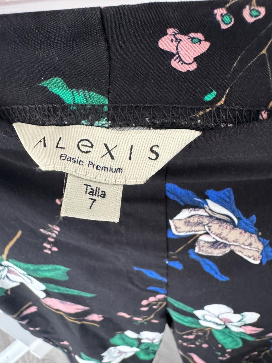 Alexis Floral Print Pants Size 7 - photo 3