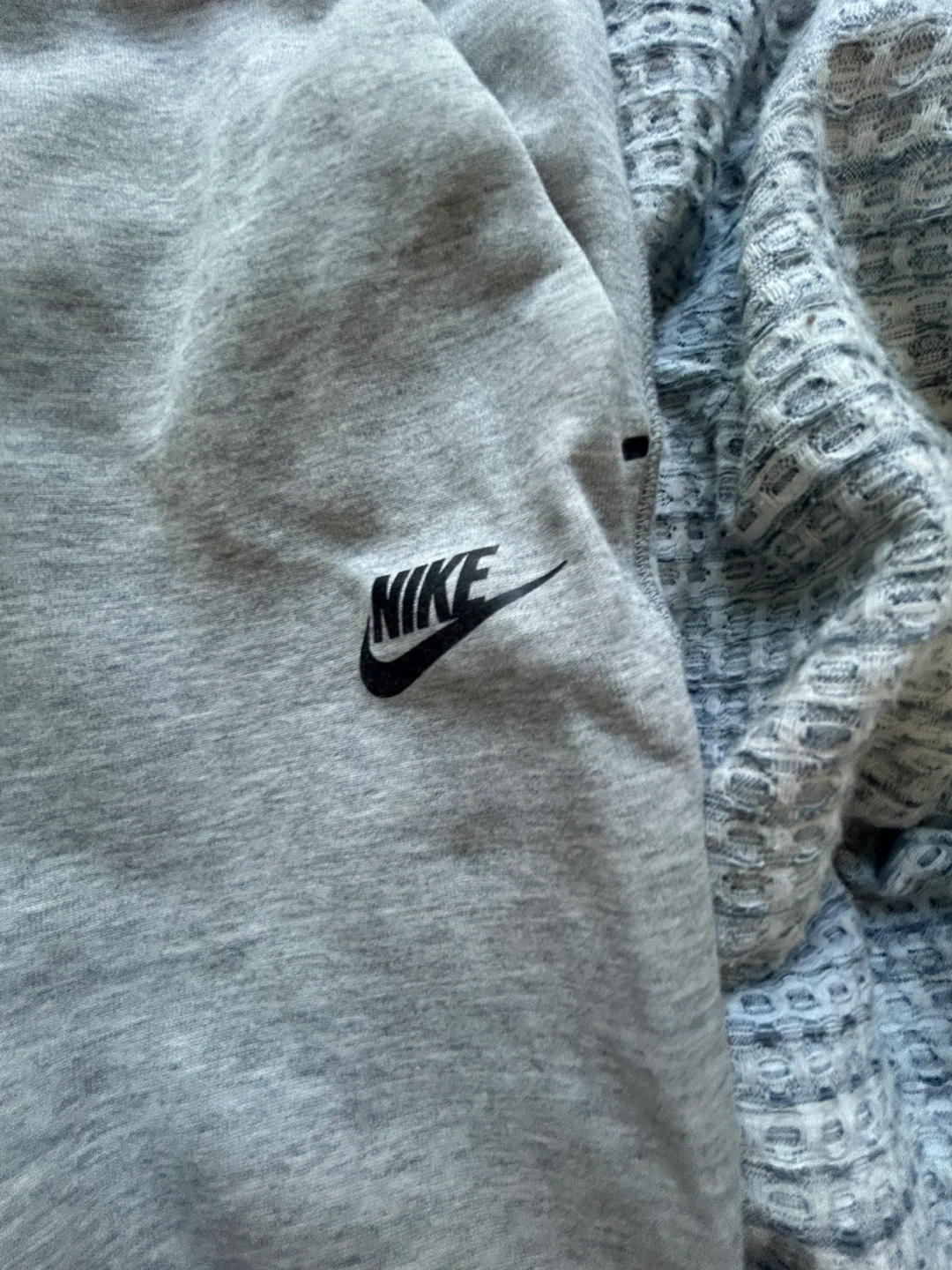 Nike Grey Joggers Size M youth - photo 2