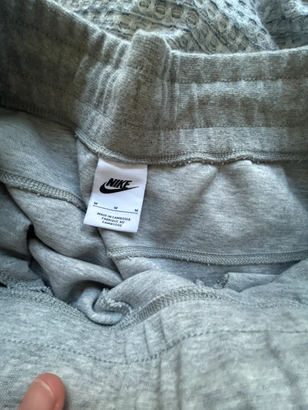 Nike Grey Joggers Size M youth - photo 3