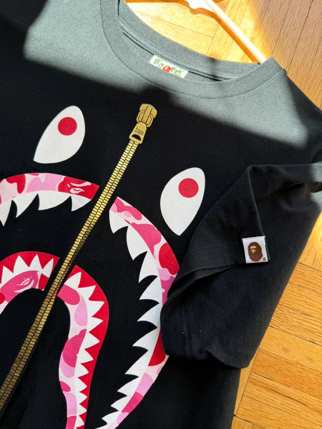 Bape ABC Gold Zip Shark Tee Used Size S - photo 2