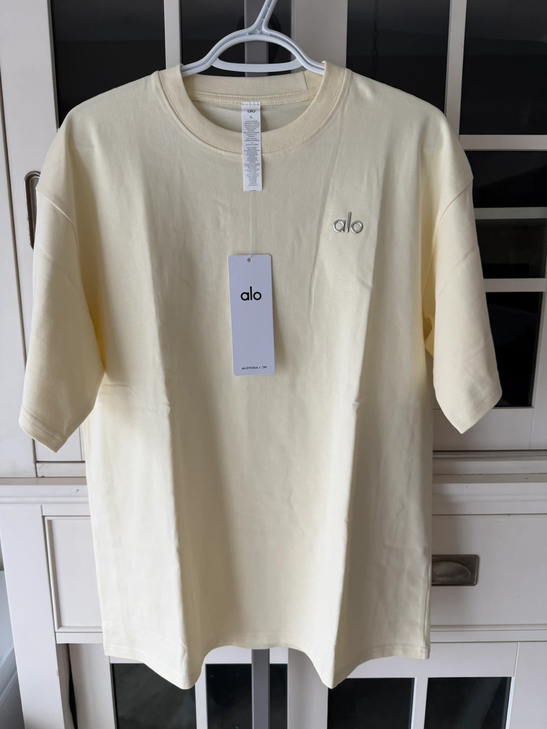Alo Yoga T-Shirt - Pale Yellow - photo 2