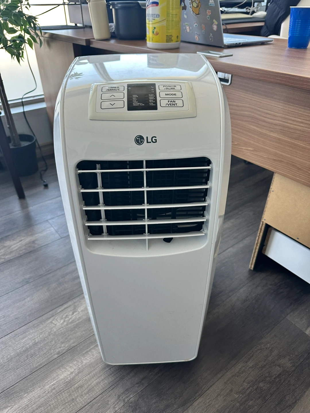 LG Portable Air Conditioner with Remote and Hose