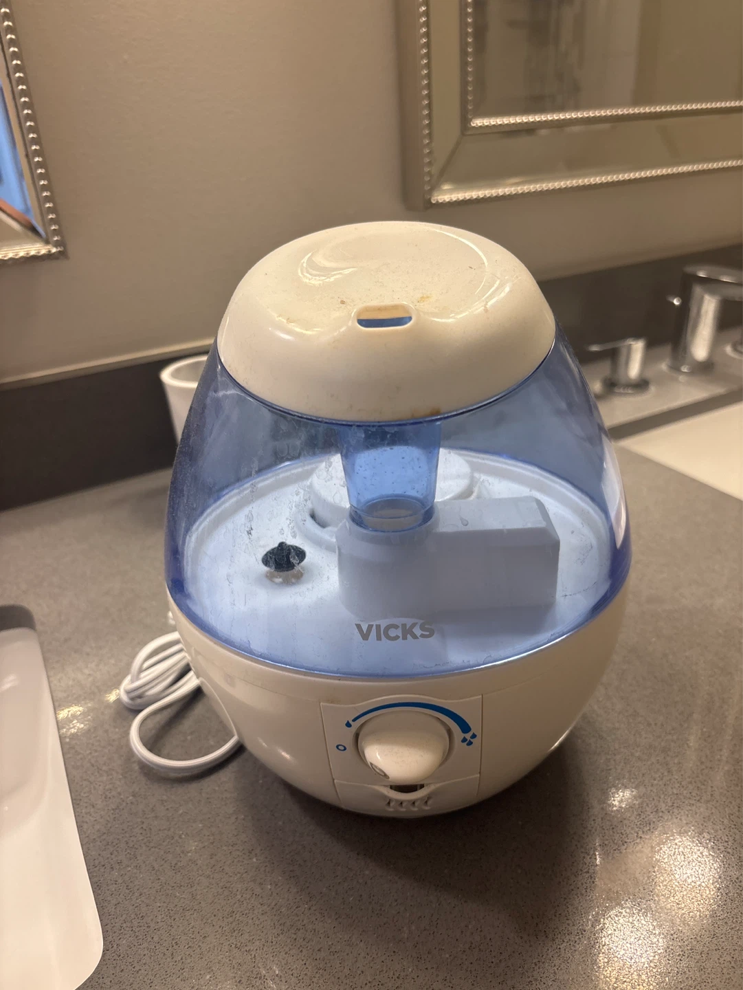Vicks Humidifier