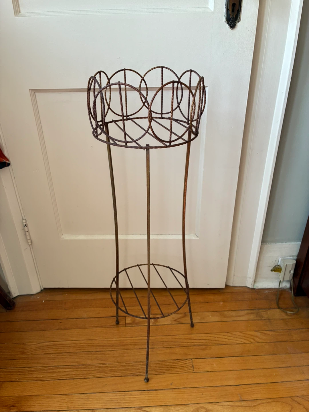 $25 MCM  Vintage Gold Tone wrought iron Metal Plant Stand 2 Tier - photo 4