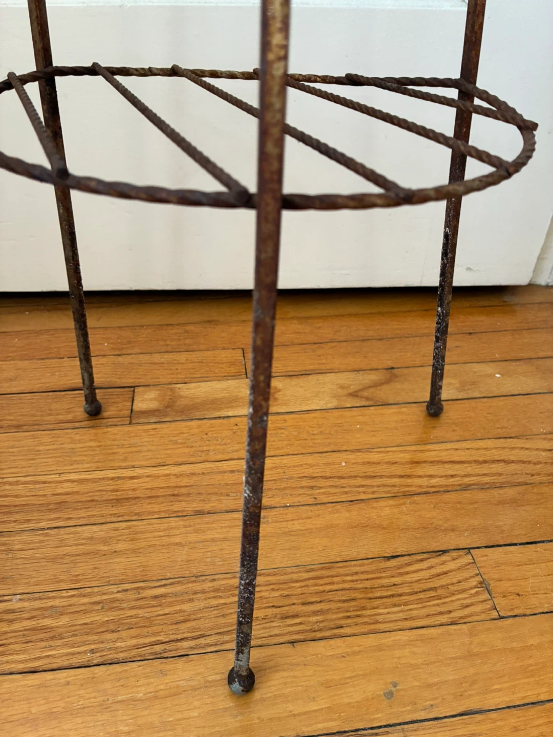 $25 MCM  Vintage Gold Tone wrought iron Metal Plant Stand 2 Tier - photo 5