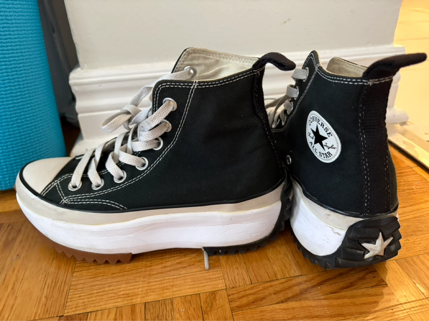 Converse Run Star Hike High Top Sneakers - Black