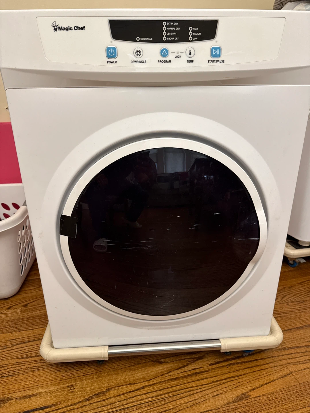 Magic Chef 3.5 Cu. Ft. Compact Dryer - MCSDRY35W