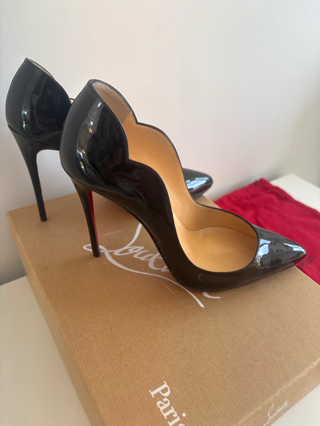 Christian Louboutin Hot Chick 100 Patent Leather Heels - Size 37 - photo 2