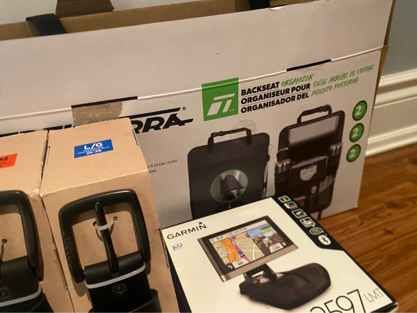 $10 per item everything must go - photo 5