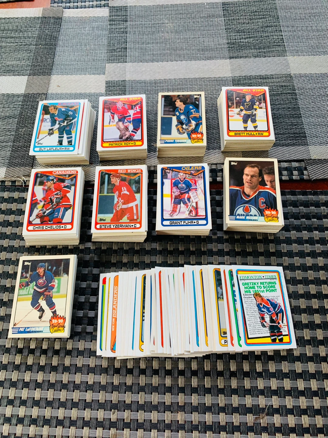 Over 450 Hockey Trading Cards w/ 69 FREE CARDS - 1990 TOPPS - photo 2