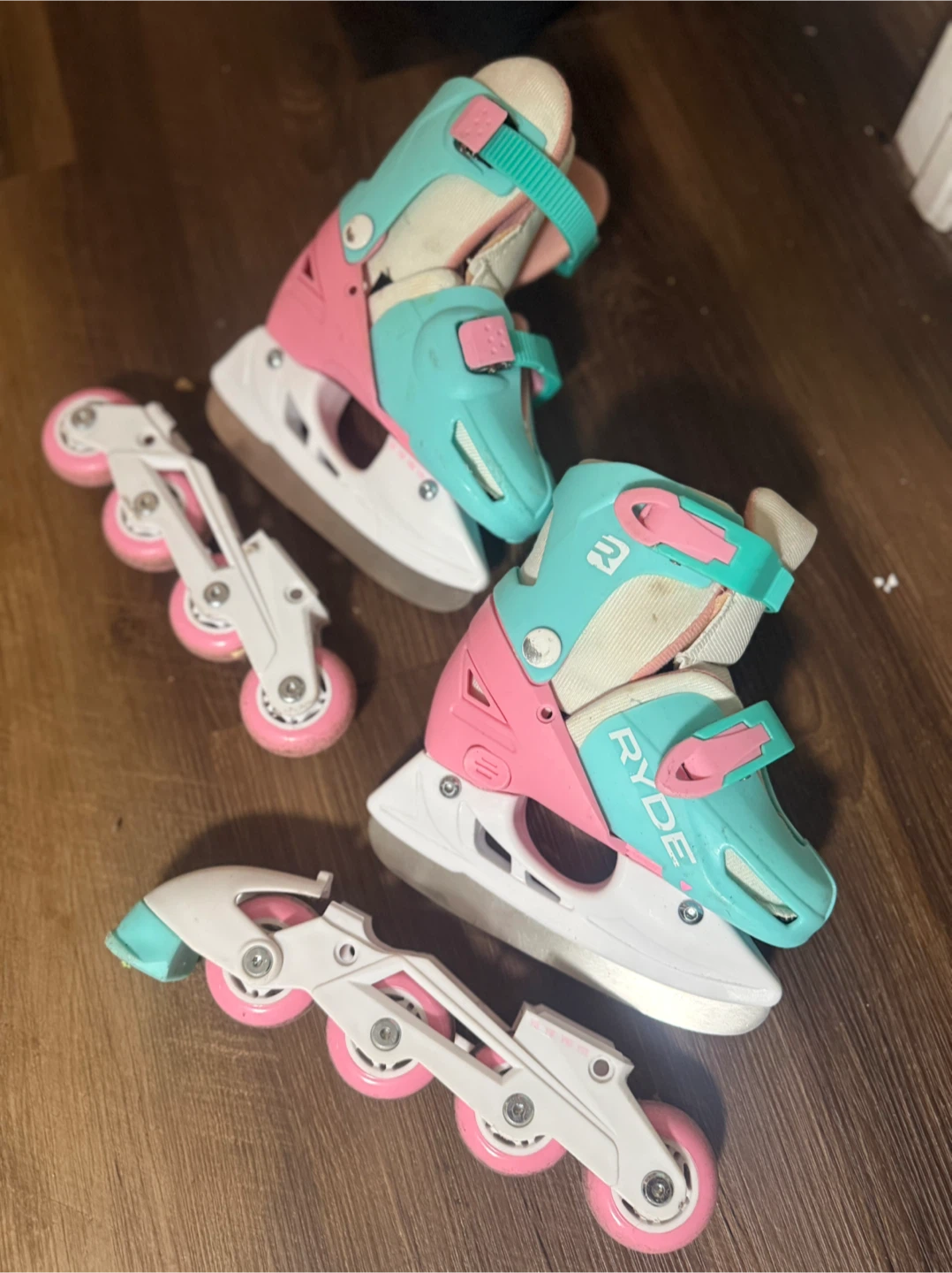 Ryde Convertible Ice Skates / Roller Skates