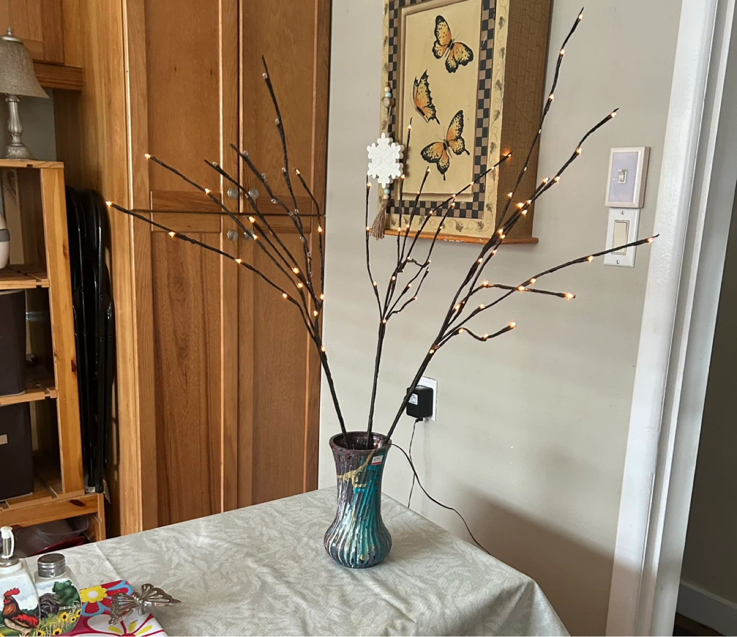 Light-Up Willow Branches vase not included