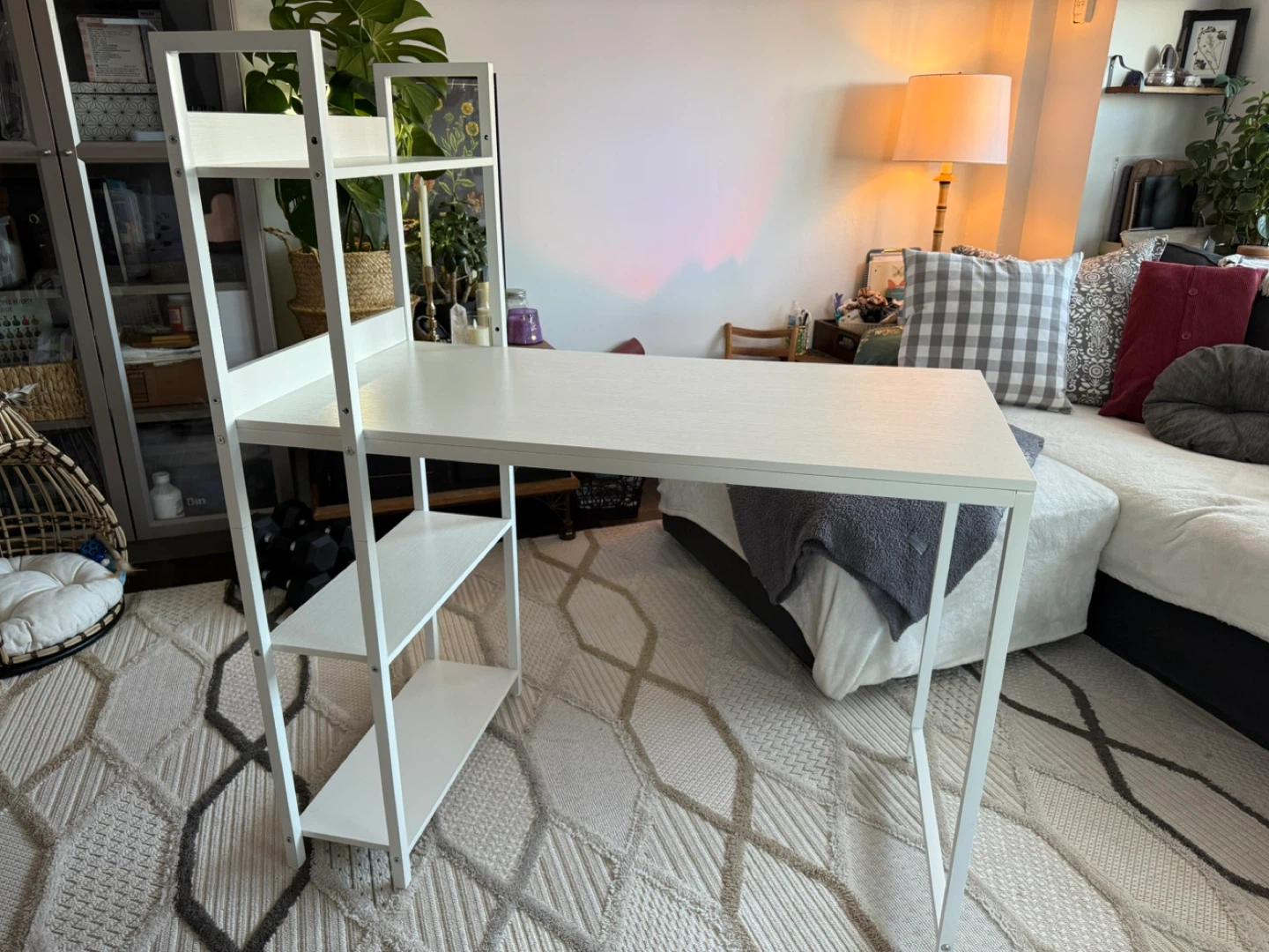 White 40” Ladder Shelf Desk