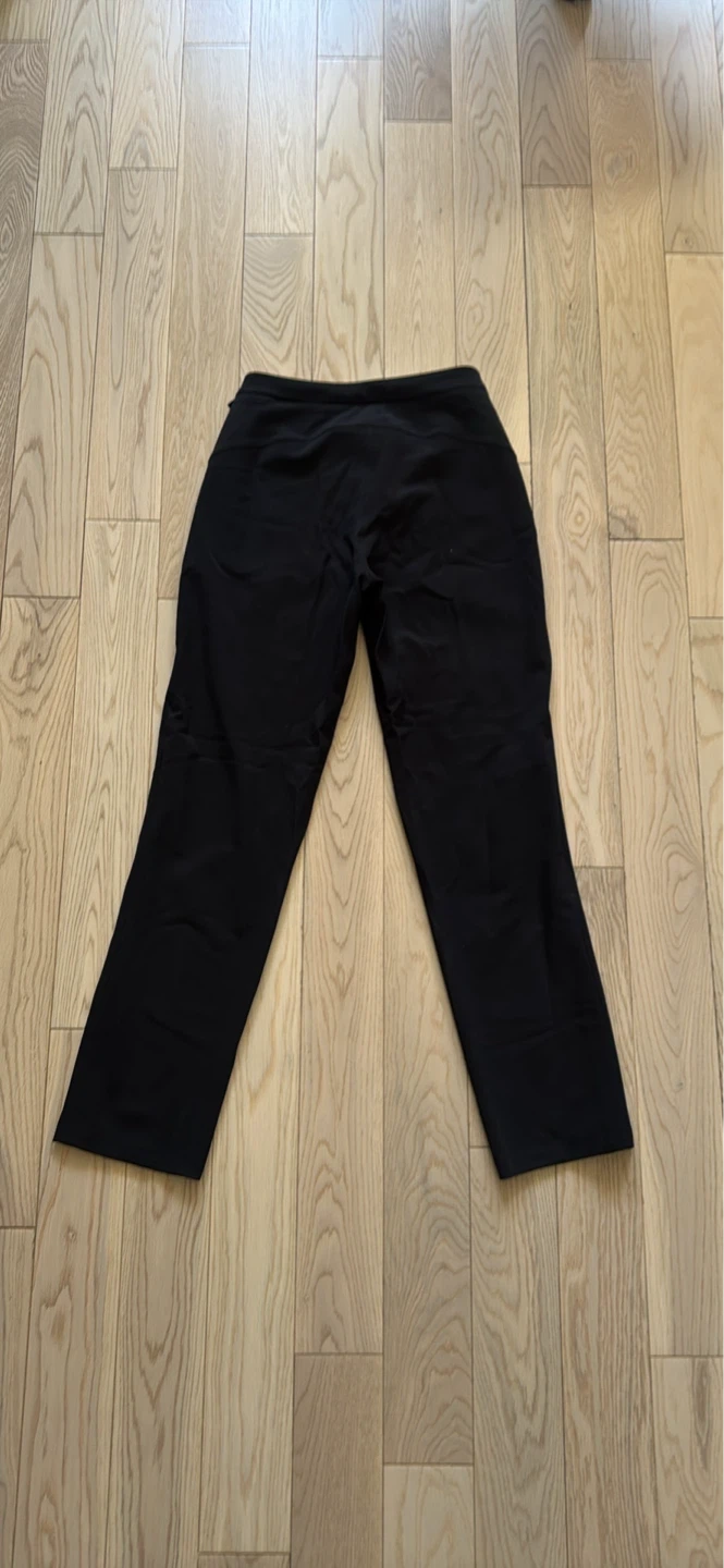 Lululemon Black Pants Size 2 - photo 4