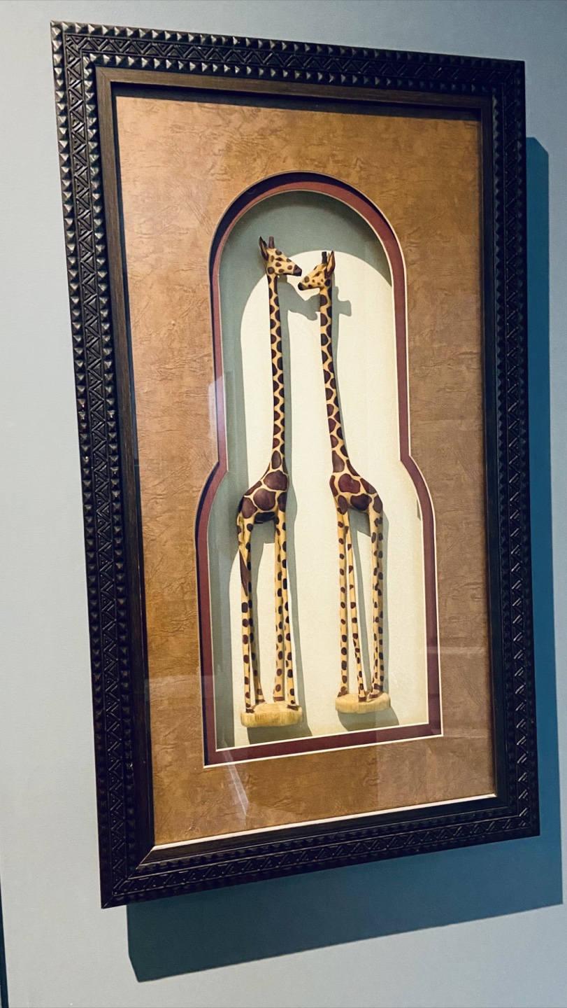 Wooden wall art - Giraffe couple ♥️