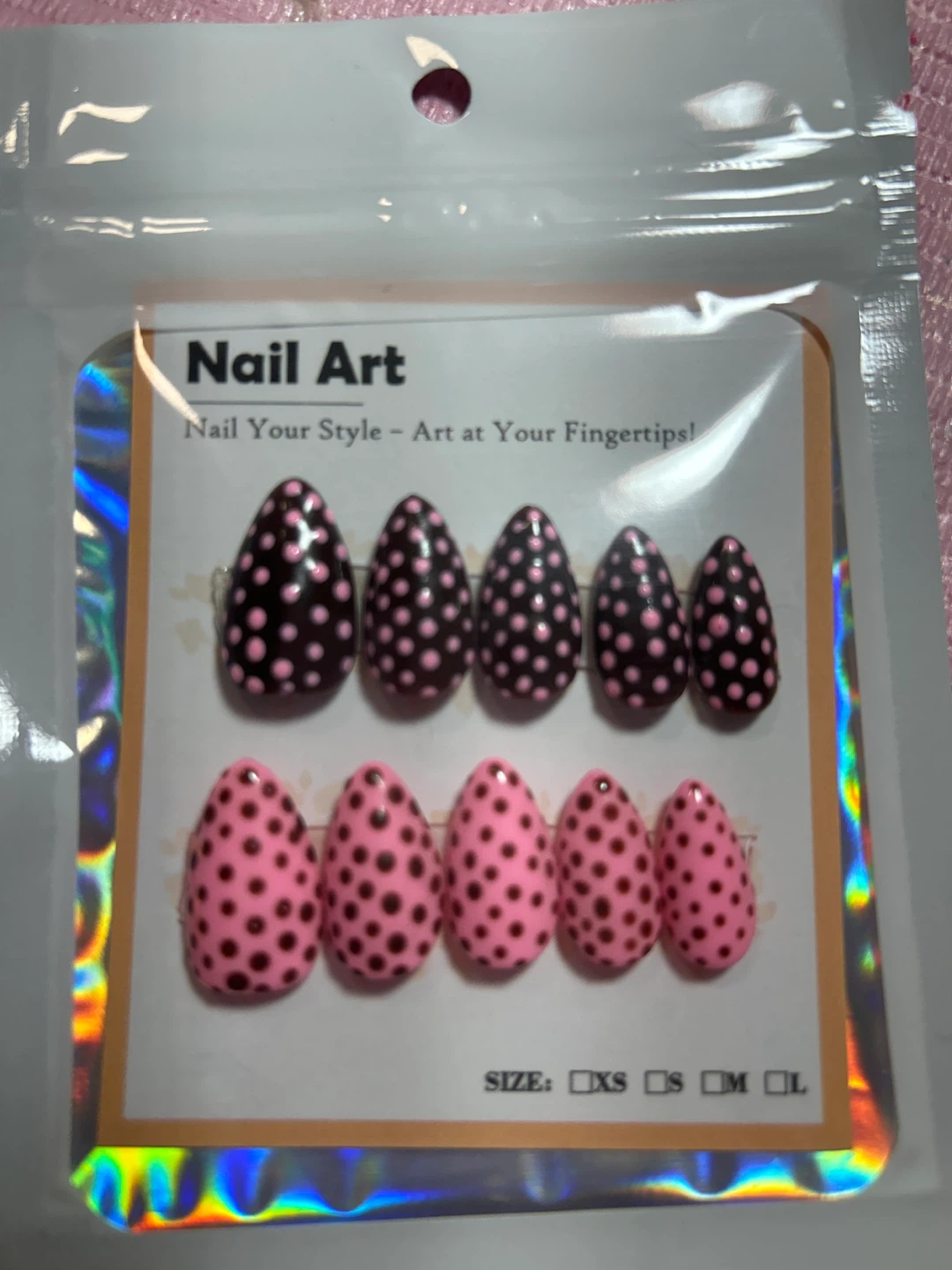 Press on nails