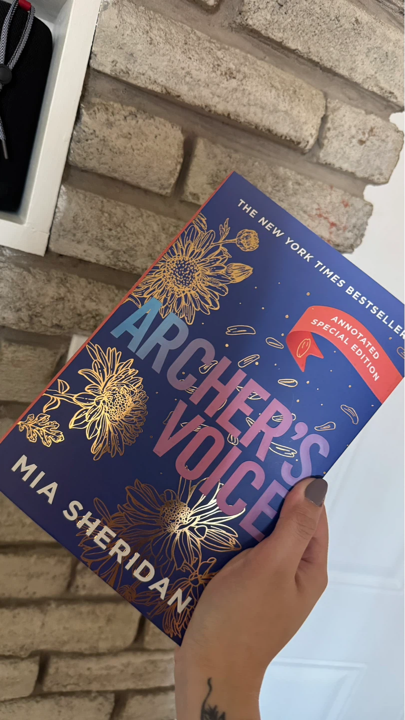 Archer's Voice Annotated Special Edition by Mia Sheridan