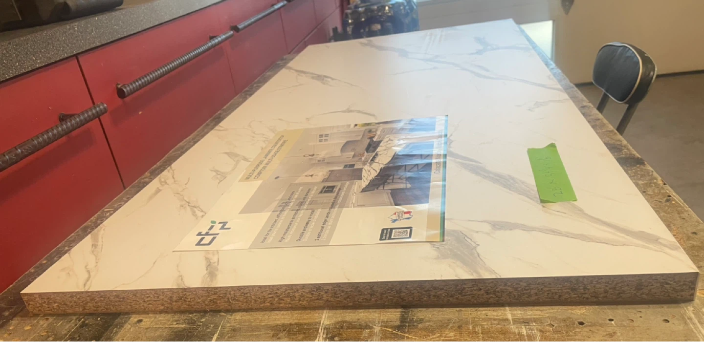 White Marble Effect Countertop Slab - photo 3