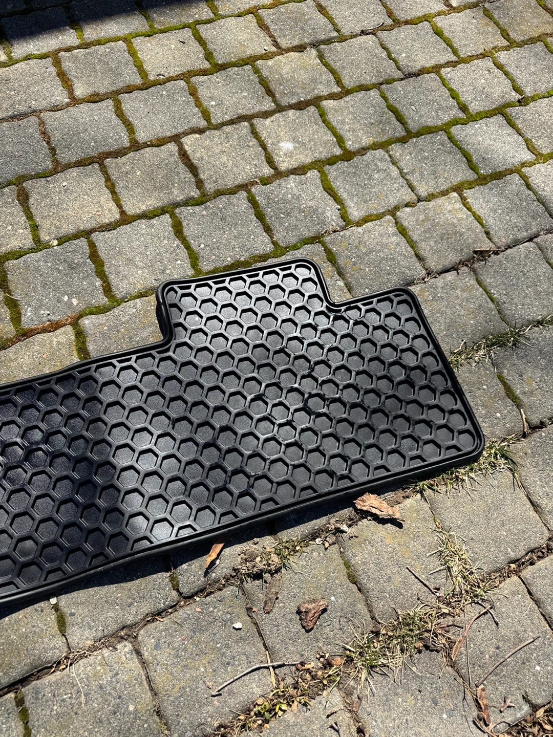 Black All-Weather Car Floor Mat
