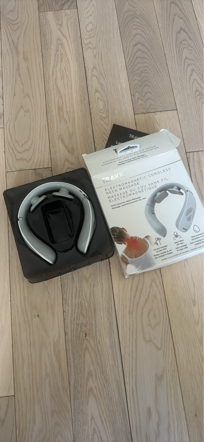 TRAKK Electromagnetic Cordless Neck Massager