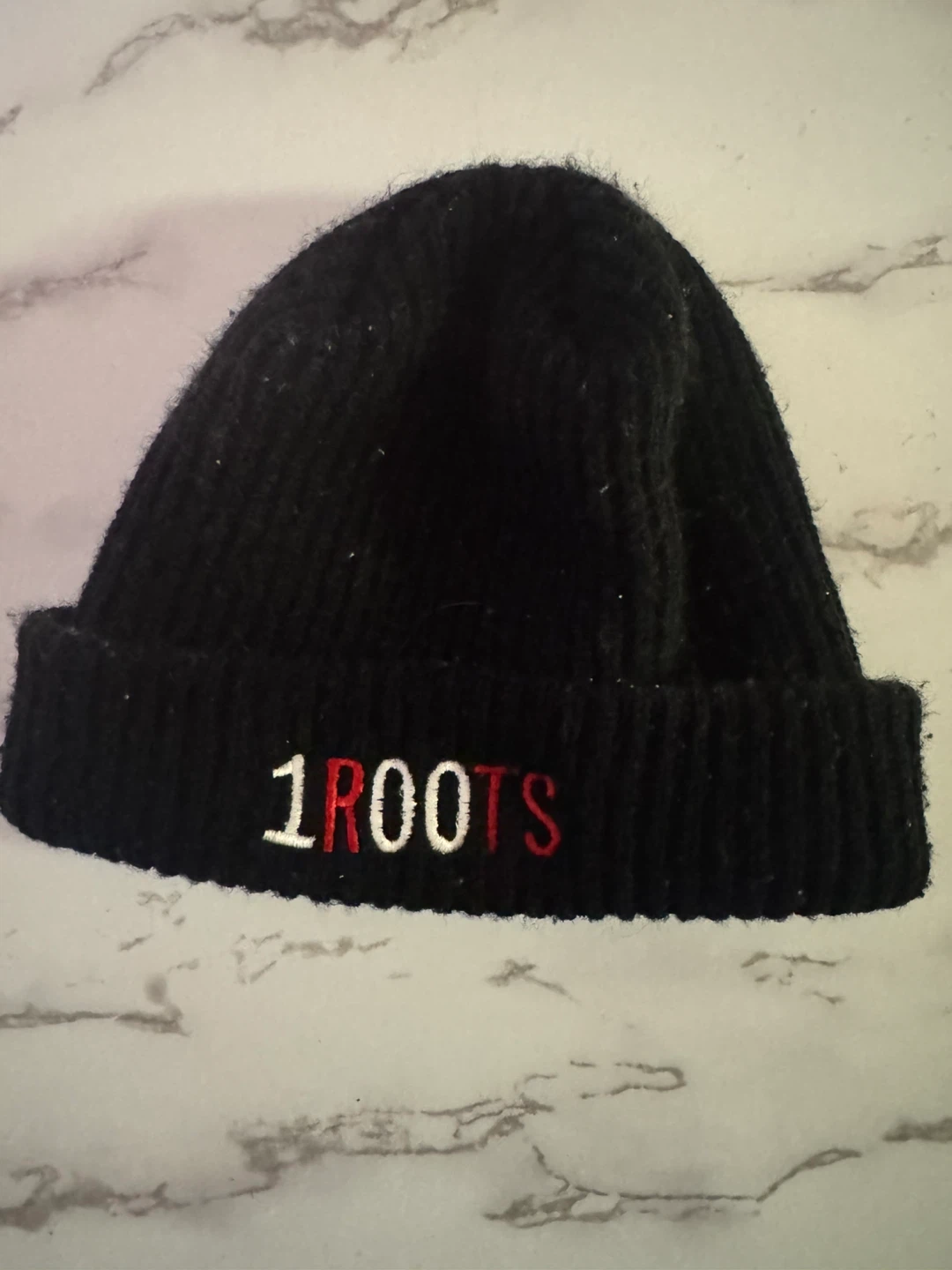 1ROOTS Black Beanie with Beaver Logo - photo 2