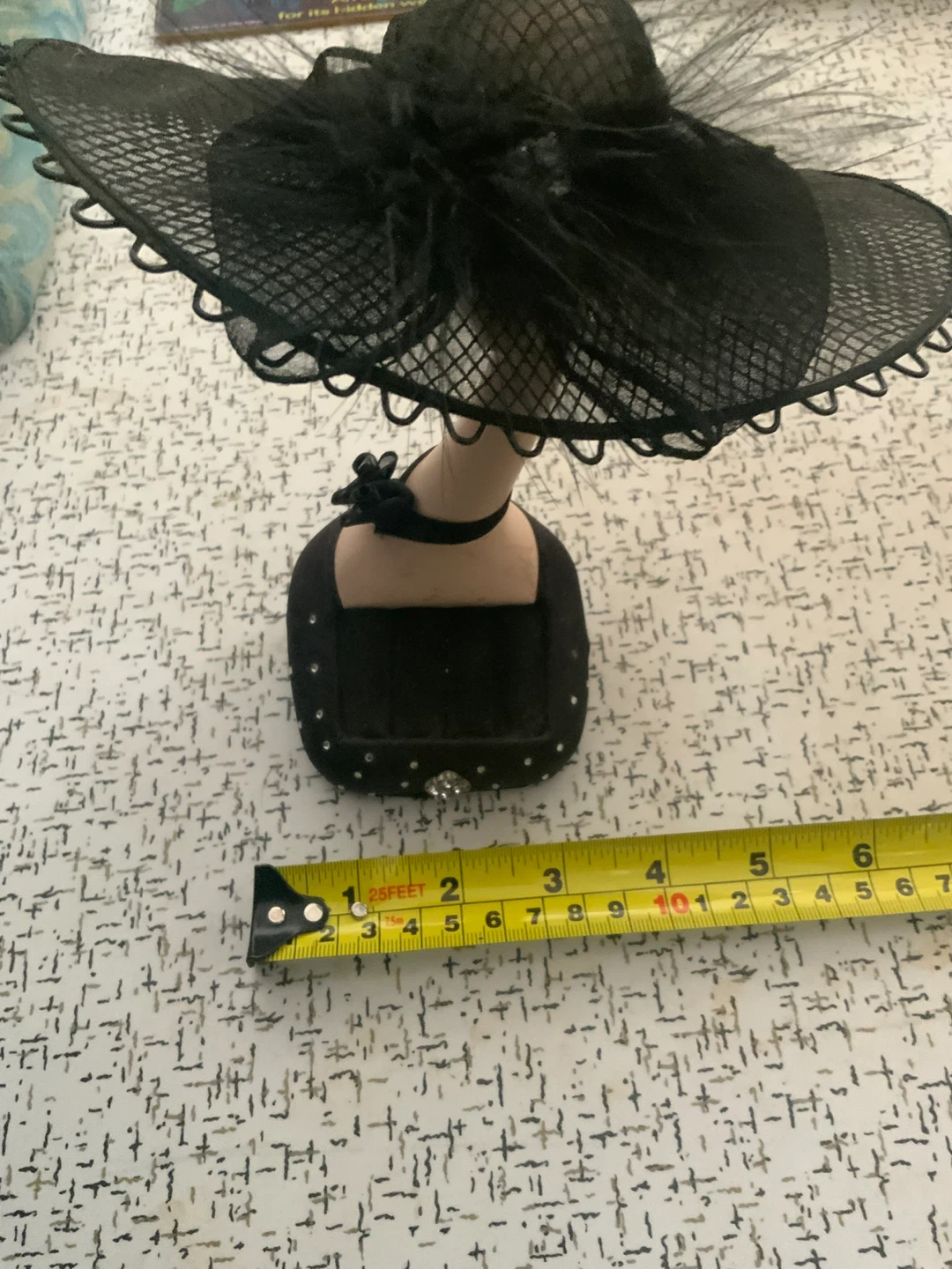Black Decorative Hat Display Figurine - photo 2