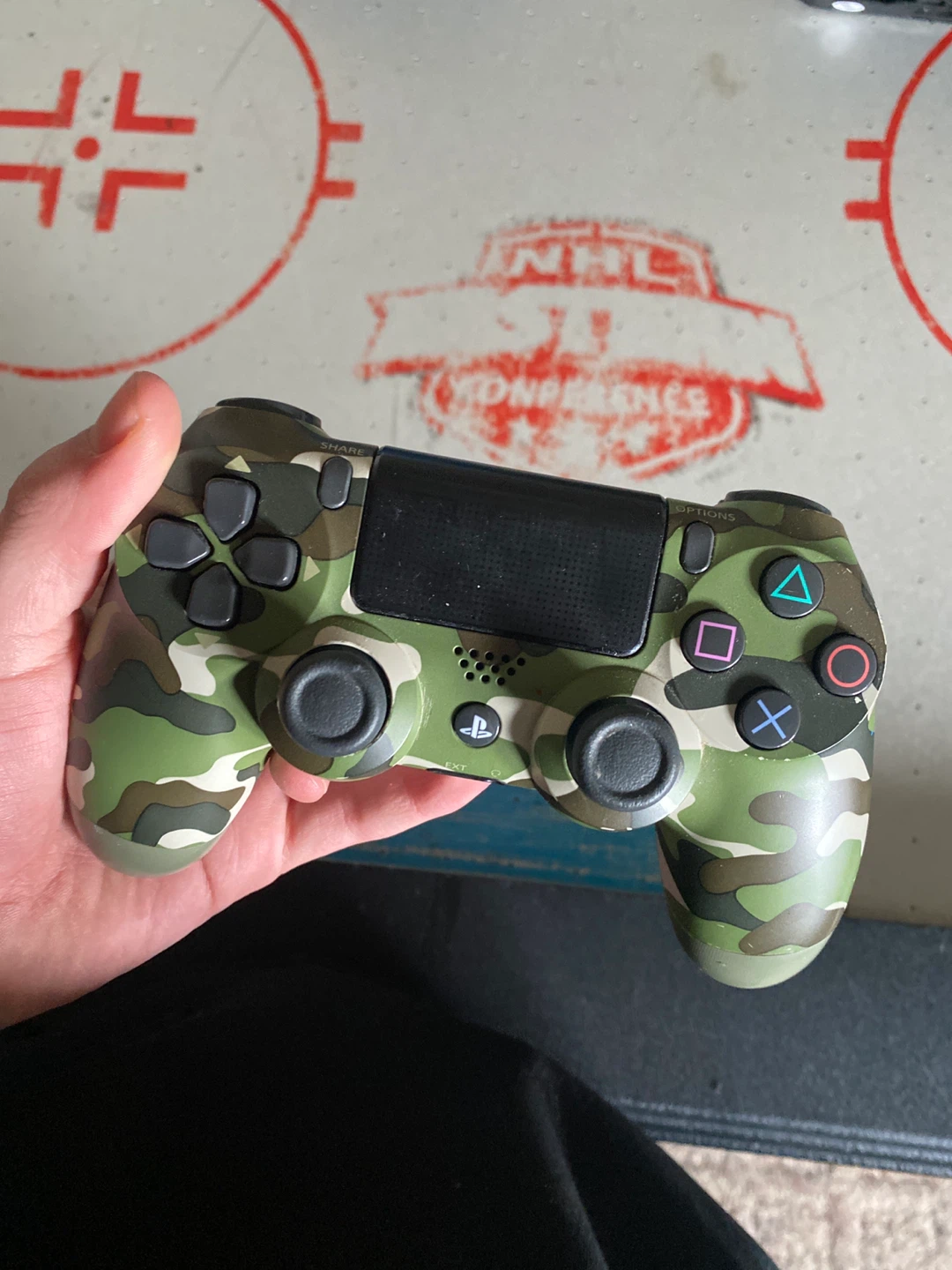 PlayStation 4 DualShock 4 Controller - Camouflage