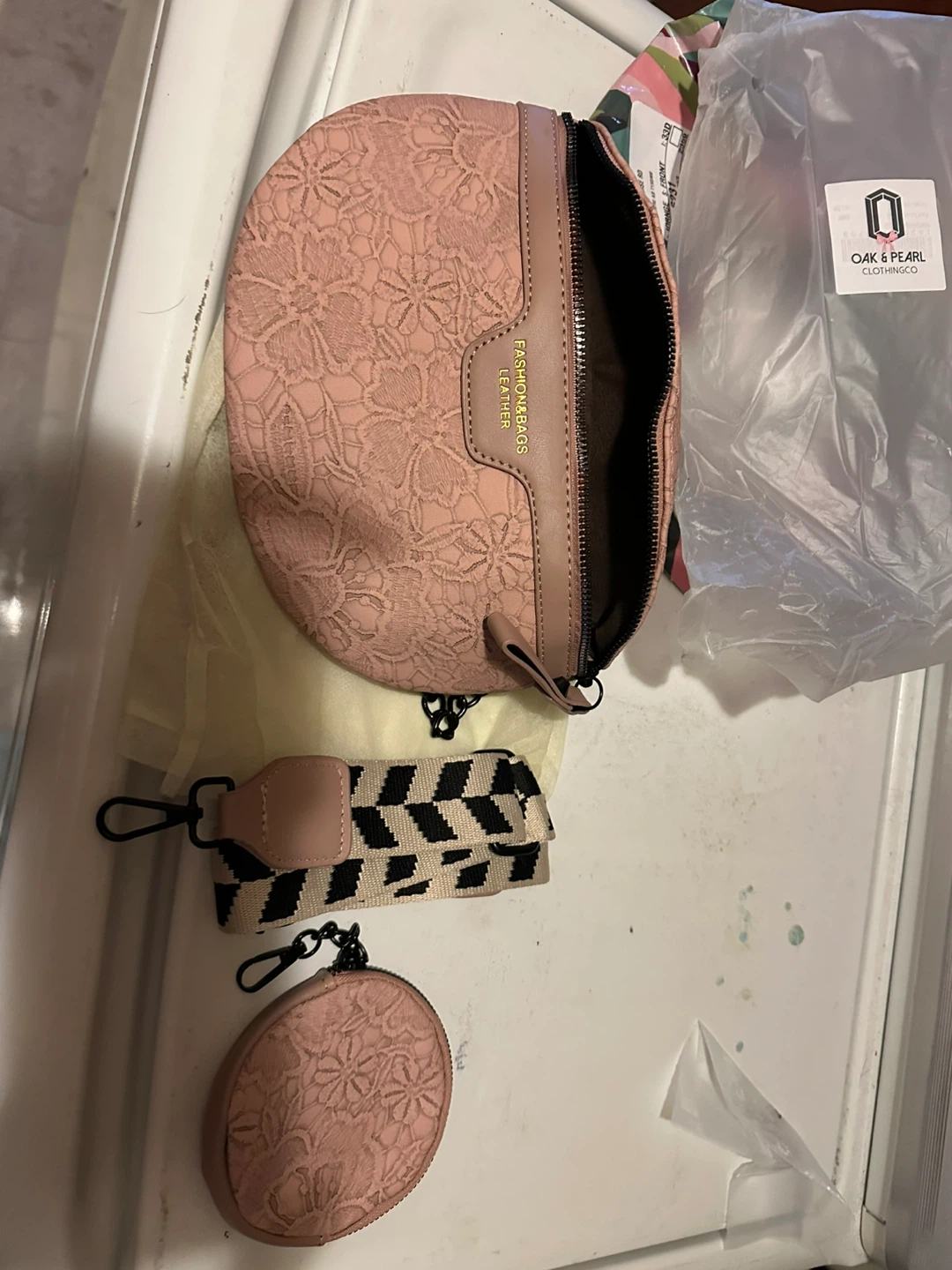 Blooming Lace Crossbody Bag - photo 4