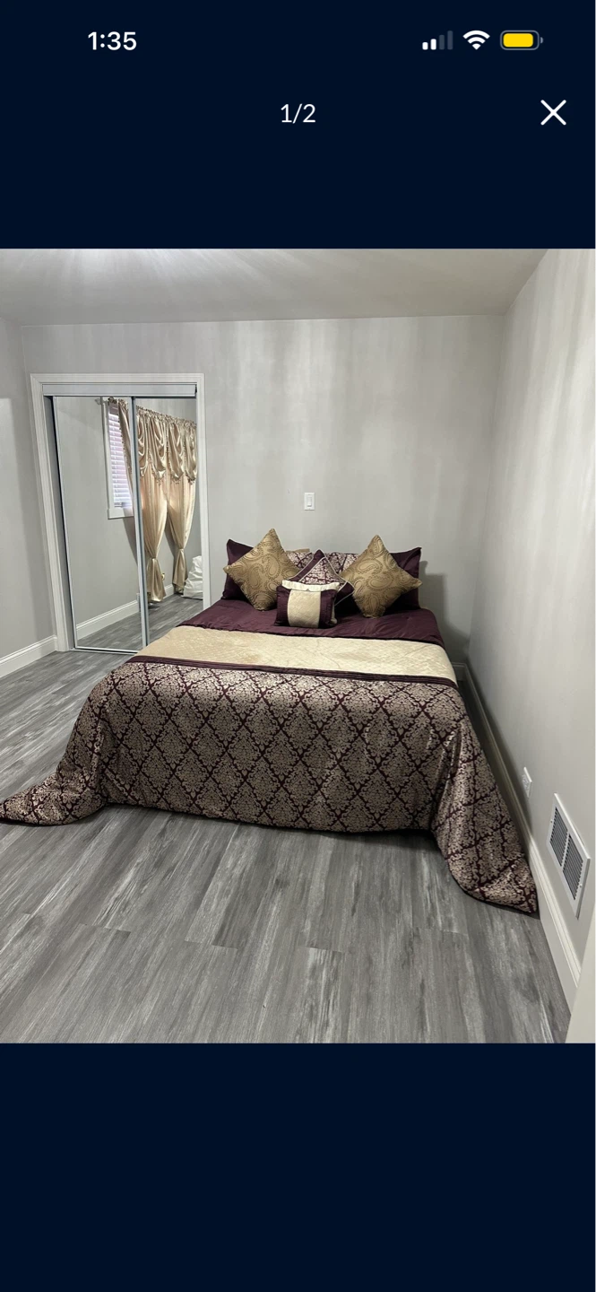 Decorative Bedding Set with Pillows