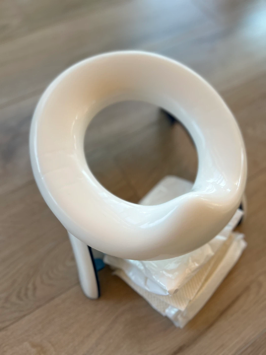 OXO Tot On the Go Potty (+ Free Ikea toilet seat) - photo 5