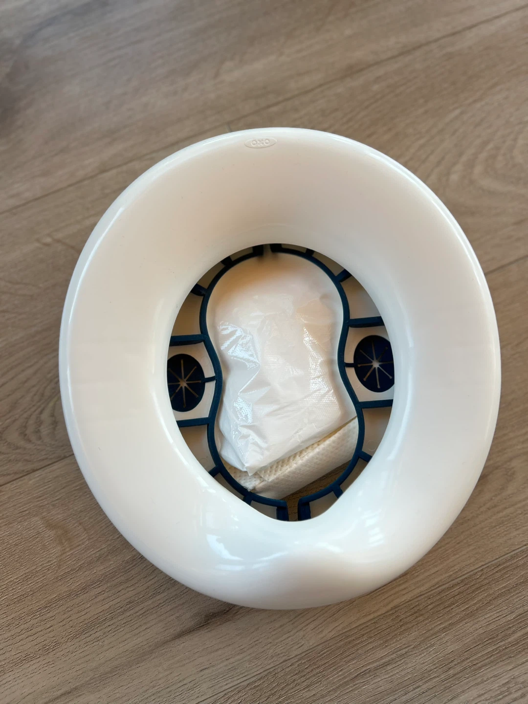 OXO Tot On the Go Potty (+ Free Ikea toilet seat) - photo 2